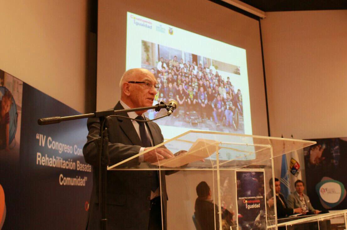 upsalesianaec's tweet photo. P. Javier Herrán, Rector de la @upsalesiana junto a los Grupos de Investigación #GEI, #TICAD y #GIIATA de la sedes #Quito #Guayaquil y #Cuenca, son parte del #IEncuentroTICDiscapacidad. #InclusiónUPS #ViveUPS 💻 👏 https://t.co/1K3lI5OnlG