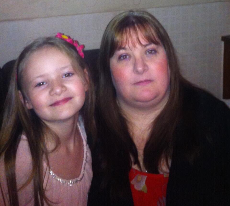 chocdream14's tweet photo. More weight loss 7 stone 2 gone ! At my biggest then showing loss https://t.co/QqoRn9D0Q2
