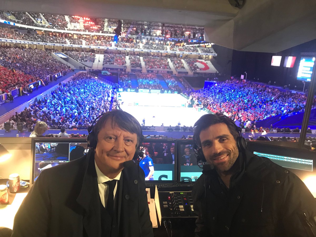 arnaudclement's tweet photo. Aux commentaires mais forcément supporters!!!      @francetvsport https://t.co/rA7vU1O6KZ