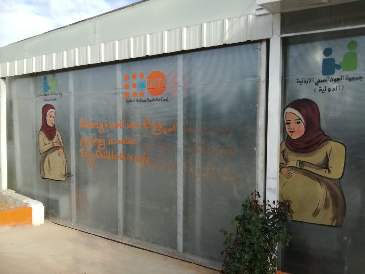 Tenirlaroute's tweet photo. JORDANIE / Au camp de Zaatari, tomber enceinte, prévoir les naissances, avoir accès à la contraception sont des questions cruciales pour les milliers de femmes du camp, mêlant tabous et compromis.
Par @LisonVerriez , @IrisOuedraogo et @QuentinDvl69 ⏩⏩ https://t.co/V6cxOpOaMH https://t.co/0QGC8CAWcD
