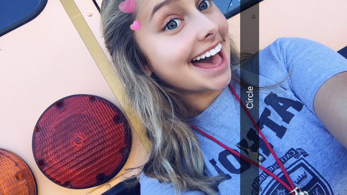 AlieseT's tweet photo. #CHSgeometry @CHS_NI @TabithaMaillet doing it for the bonus points😂🤦‍♀️ https://t.co/LZYE9ayLCh