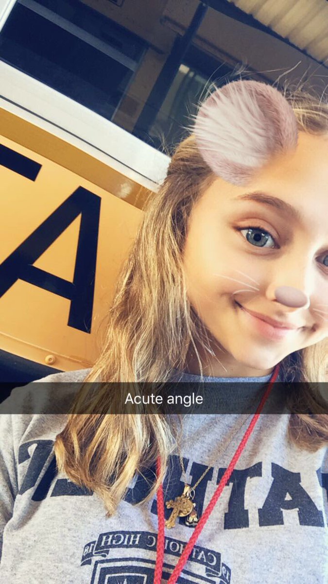 AlieseT's tweet photo. #CHSgeometry @CHS_NI @TabithaMaillet doing it for the bonus points😂🤦‍♀️ https://t.co/LZYE9ayLCh