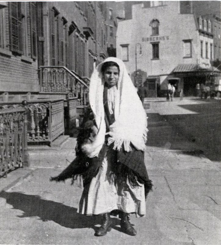 GVSHP's tweet image. New historic images capture century-old Italian immigrant experience in Greenwich Village: goo.gl/KYjZHP