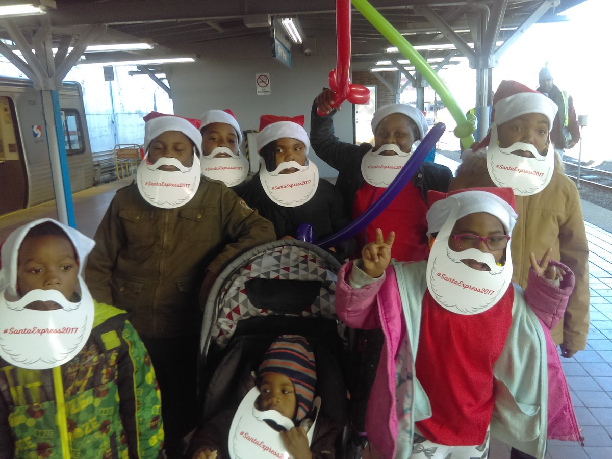 lillylexmom's tweet photo. #SantaExpress2017 https://t.co/3bZpif7H4y