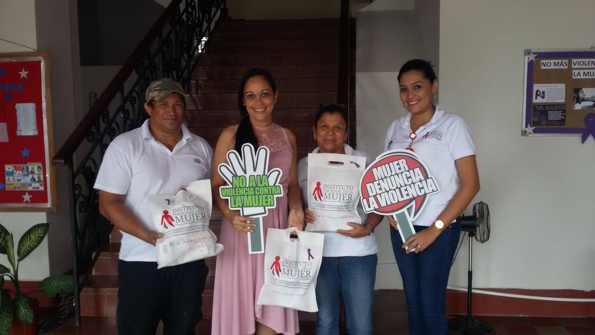 EmaceliBonilla's tweet photo. La Gobernaciòn de Coclè se suma a la Campaña al Dia de la #Noviolenciacontralamujer @gobcocle @sugeflores01 https://t.co/S0meKyQn5h