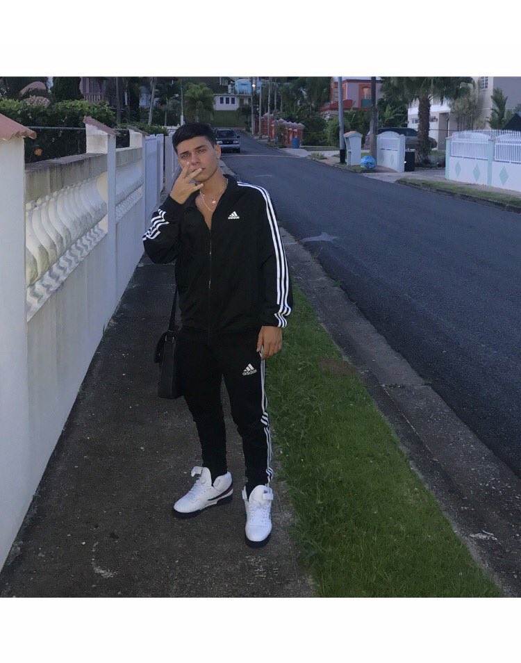 jevospr's tweet photo. Los 90 piketes 🔥 https://t.co/RGZvIjyc4I
