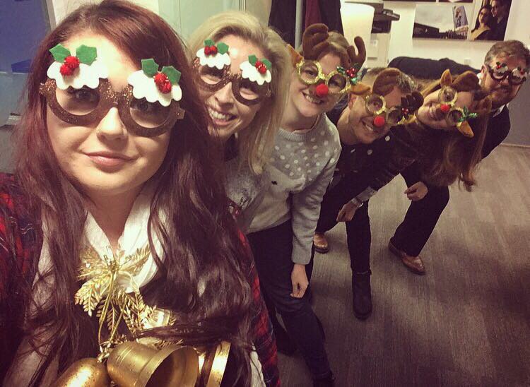 Look out for Day 8 of the Advent Calendar Challenge guys! #TEAMMARKETING #Luxottica #AdventCalendarChallenge #SunglassHut @WheresWarron