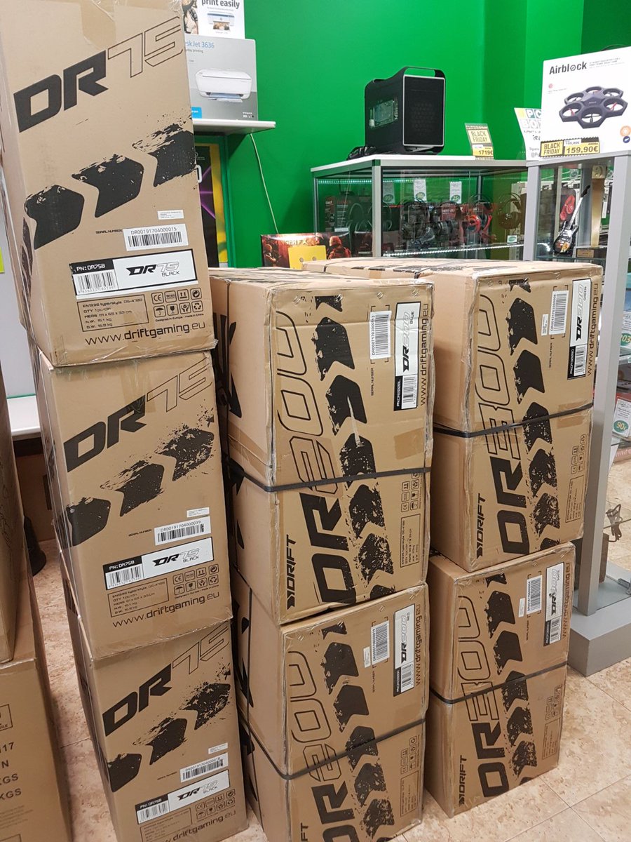 PcBoxIrun's tweet photo. Somos #Gamers y sabemos que para disfrutar de una larga sesión de vicio, necesitáis las mejores sillas. Por ello os traemos esta SUPER #OFERTAS #BlackFridayPcBox
Hasta el lunes #CiberMonday estos 3 modelos @DRIFTgamingeu 
¿Cual os gusta más, ven y pruébalas?

Unidades Limitadas. https://t.co/sFUPzqnpX7