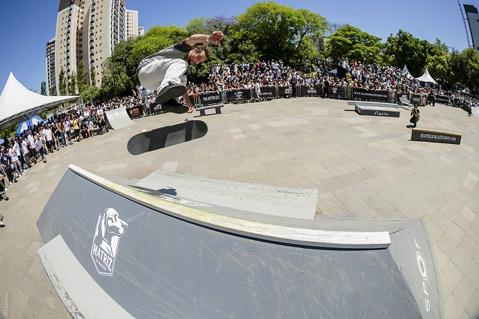 maispreza's tweet photo. Evento reúne o melhor do Street Skate da atualidade em Porto Alegre https://t.co/71sZdzEmlr https://t.co/FQjjJ2QHO3