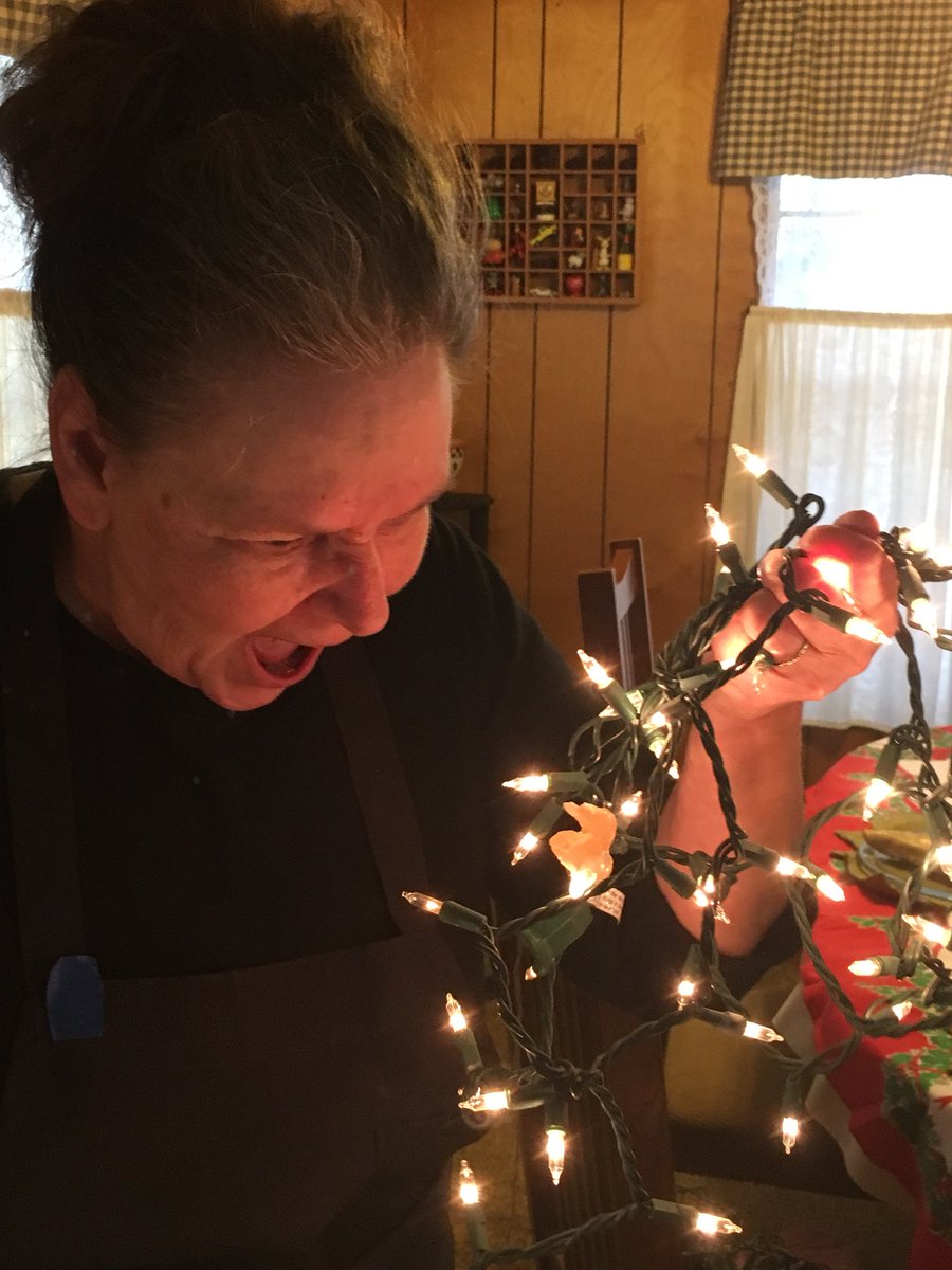 AlexMooreActor's tweet photo. Mom doing #StrangerThings, which really is par for the course in our family. #MooreManor https://t.co/NKKXEB99HW