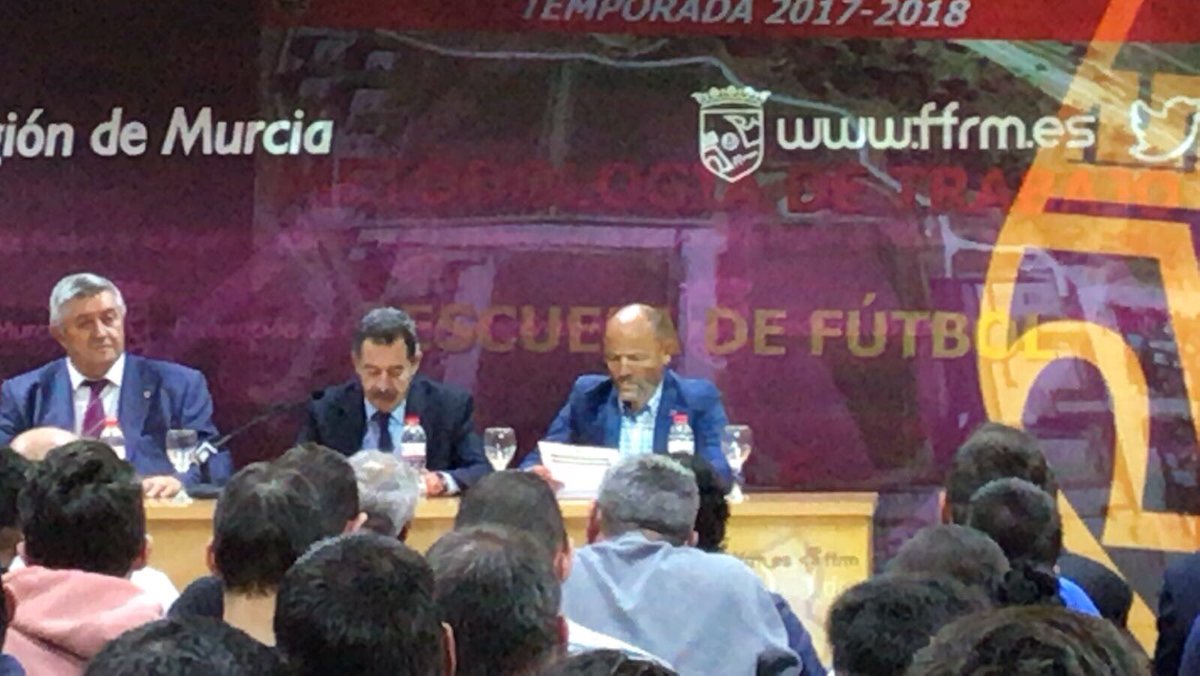 Luciano tweet media