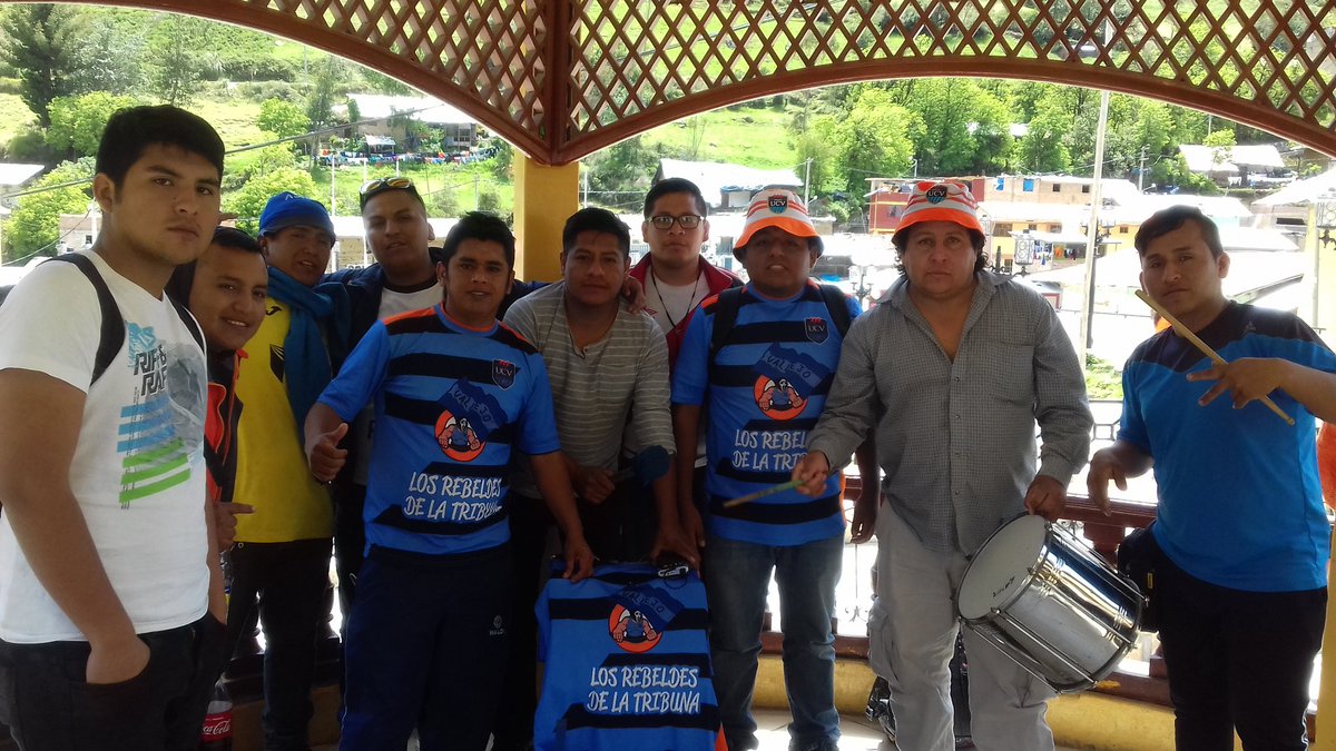 RebeldesTribuna's tweet photo. En Hualgayoc !! 
#FuerzaVallejo https://t.co/PvIyB5cgse
