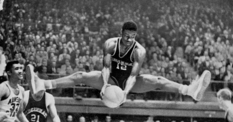 Happy 79th Birthday to The Big O Oscar Robertson 