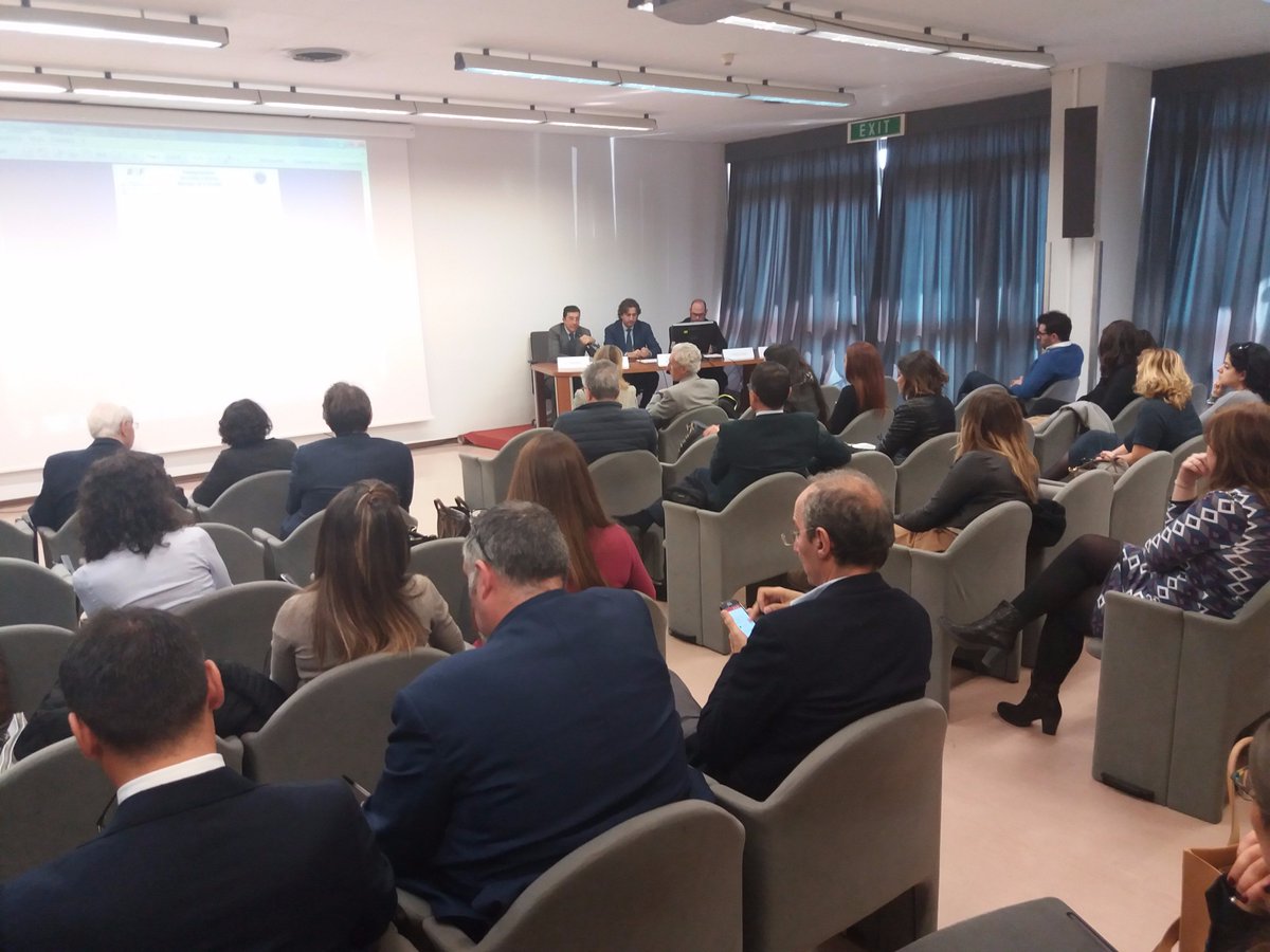 3FUnime's tweet photo. #Master3F#IIedizione Giornata Inaugurale
#FarmacoEpi #RWE #BigDataHealth https://t.co/FNjQN3xobn