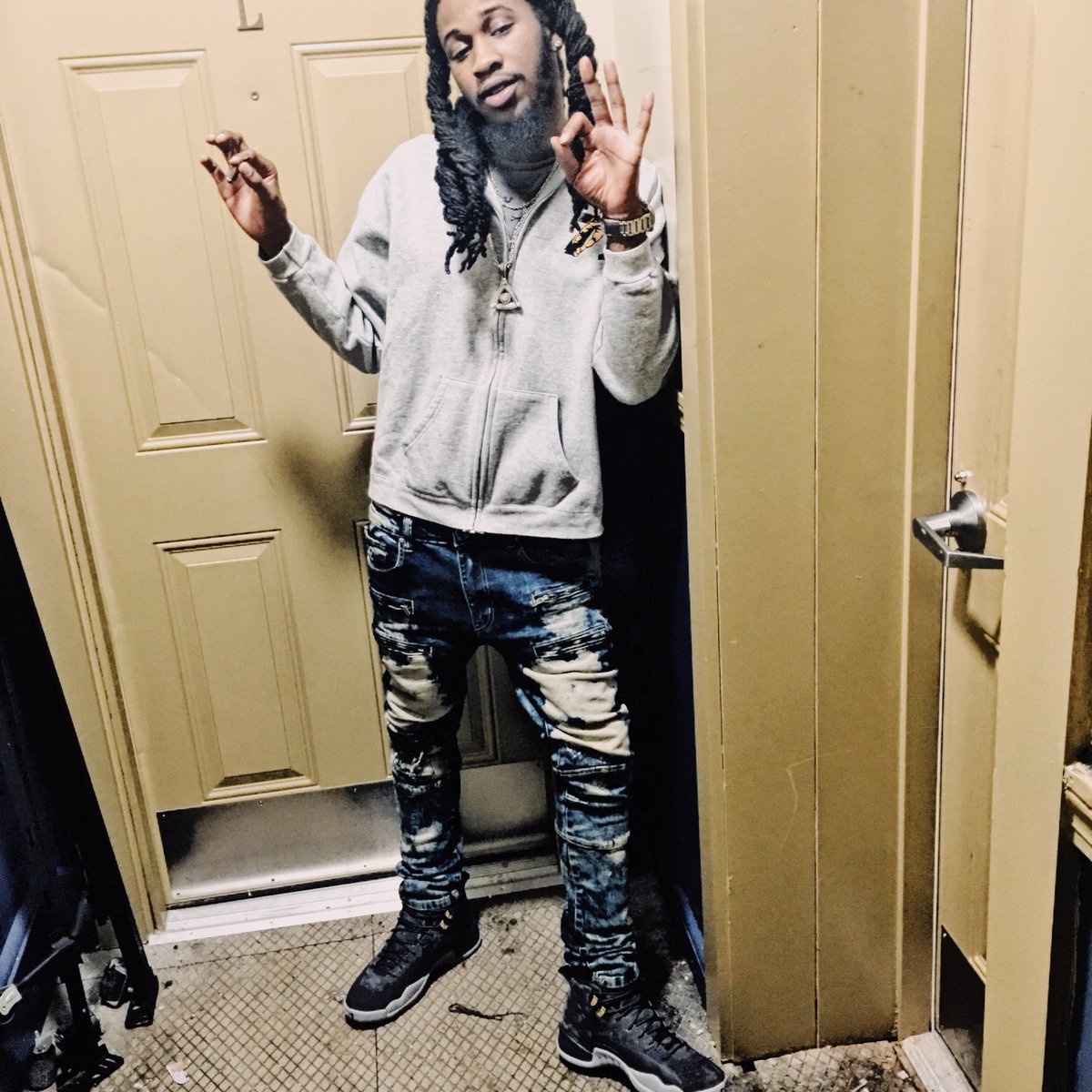 6ezzLuciLotto's tweet photo. ๐
ฑ๏ธallLikeIm$lay #RipSlay https://t.co/OShLXl5ygc