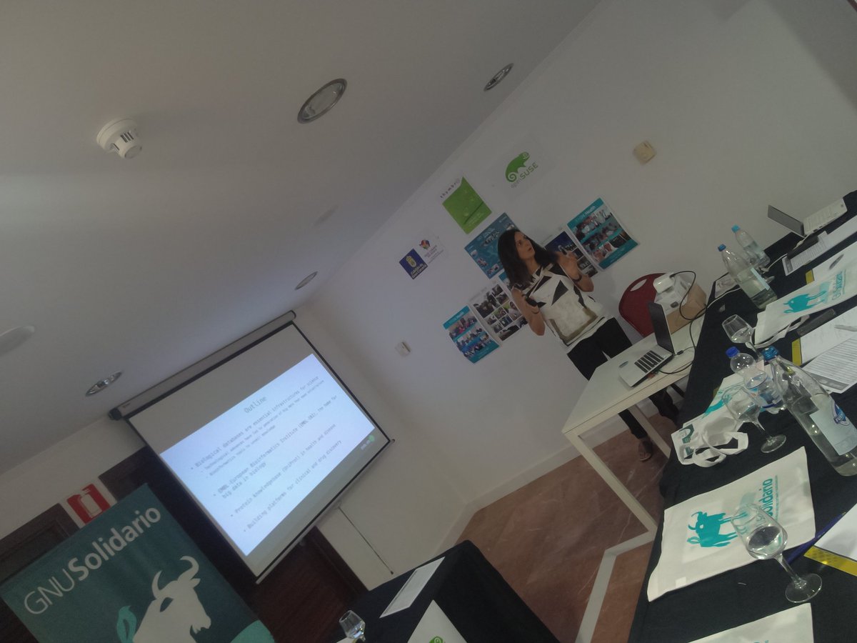 gnusolidario's tweet photo. #GNUHealthCon2017 Marรญa Martรญn "The role of public biological databases in health bioinformatics" #gnuhealth #BioInformatics #biologicaldatabases https://t.co/Aa97tPI3O8