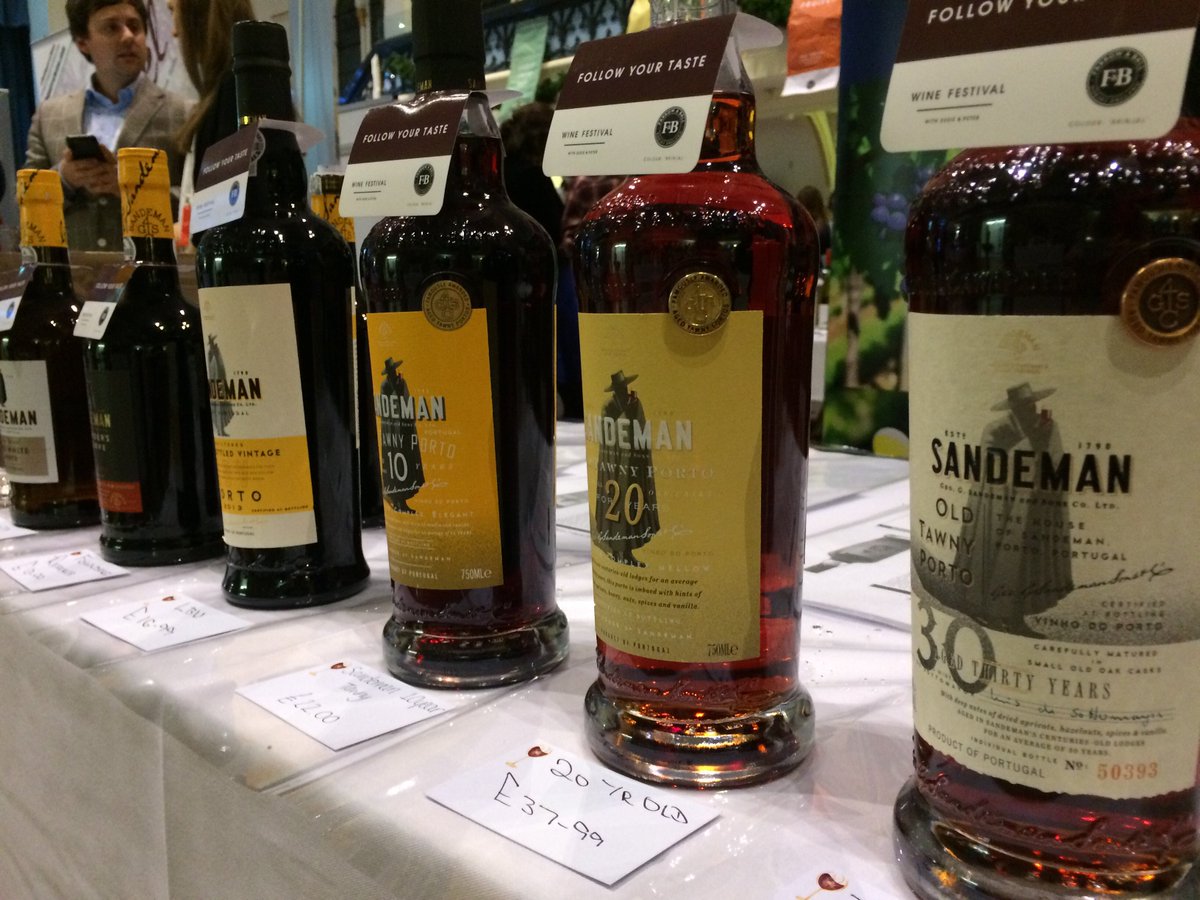 Kicking off the weekend at #winefestwinch with seven of <a href="/SandemanPorto/">Sandeman Porto</a>’s finest ports 🍷 Come #followyourtaste on table 34 with <a href="/liberty_wines/">Liberty Wines</a>