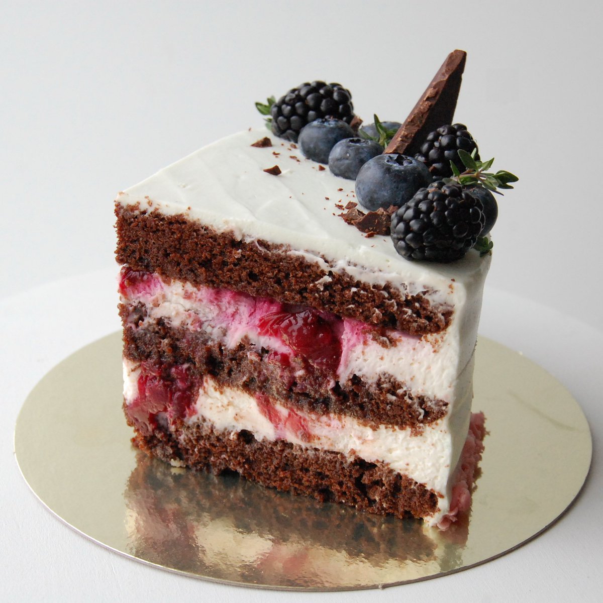 evabonbons's tweet photo. Одна из наших фирменных начинок Шоколадный с вишней (top - chocolate and cherry) #evabonobns #evacoin https://t.co/omHYjWgjjE