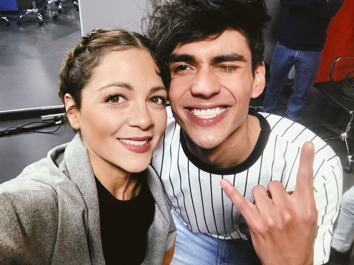 alannavarro's tweet image. Corazón tú si sabes.