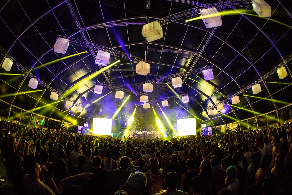 Fluxpavilion's tweet photo. Filling the night with lanterns ✨ https://t.co/rKfahC6TDX
