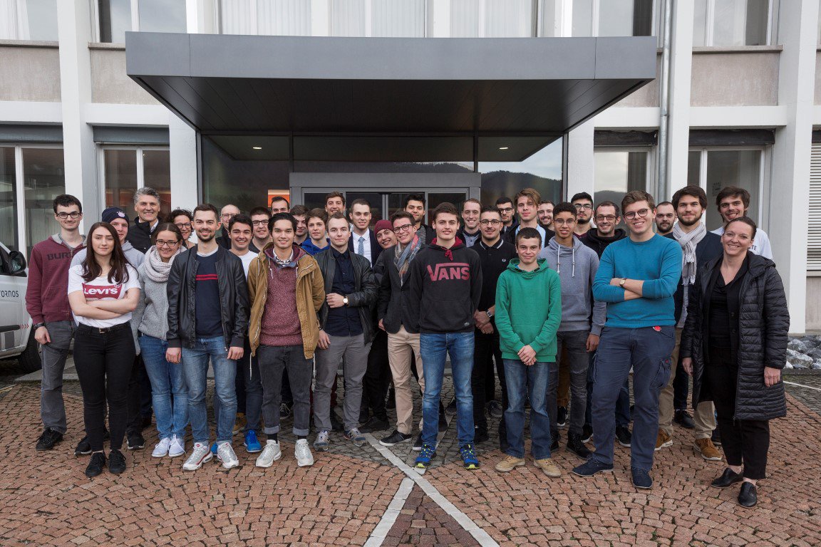 SIAMS16's tweet photo. Concours Tornos : une implication extraordinaire - Après deux jours, cinq projets de récupération de pièces ont vu le jour ! Les métiers techniques c'est le TOP #bepog! - https://t.co/uqt6N3ViW1 https://t.co/xcEhY6eaIZ