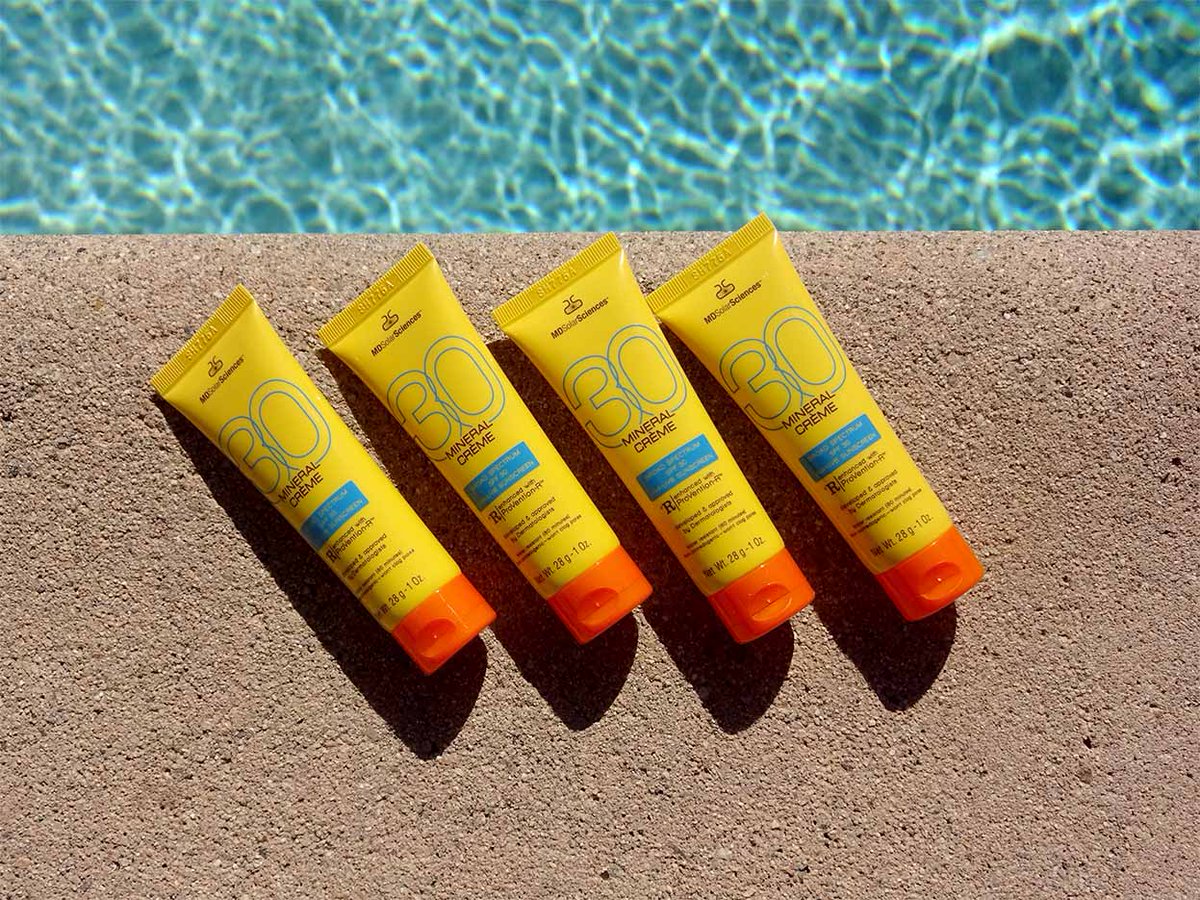 ThePerfectDerma's tweet image. We'll see weather in the low 90's this Thanksgiving weekend in Los Angeles!  Enjoy the sun, but don't forget the SPF 30.