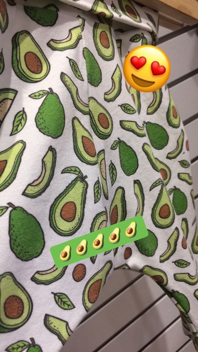 harper_maru's tweet photo. Thank you for your support at our trunk show yesterday in #cadborobay @humblepieboutique. Check out our ne #avocado print! https://t.co/ZFS3VoN0WH
