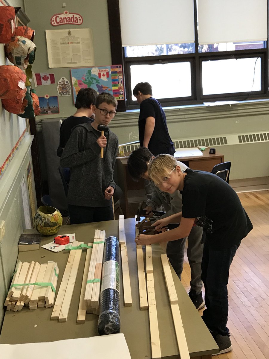 TaraMcFarling1's tweet photo. Building our “rabbitats” today @MajorBallachey @GEDSB #mathproblemofthemonth #reallifemath #STEM #projectplanning  #whoseideawasittogivethemhammers https://t.co/blAMjEVpa8