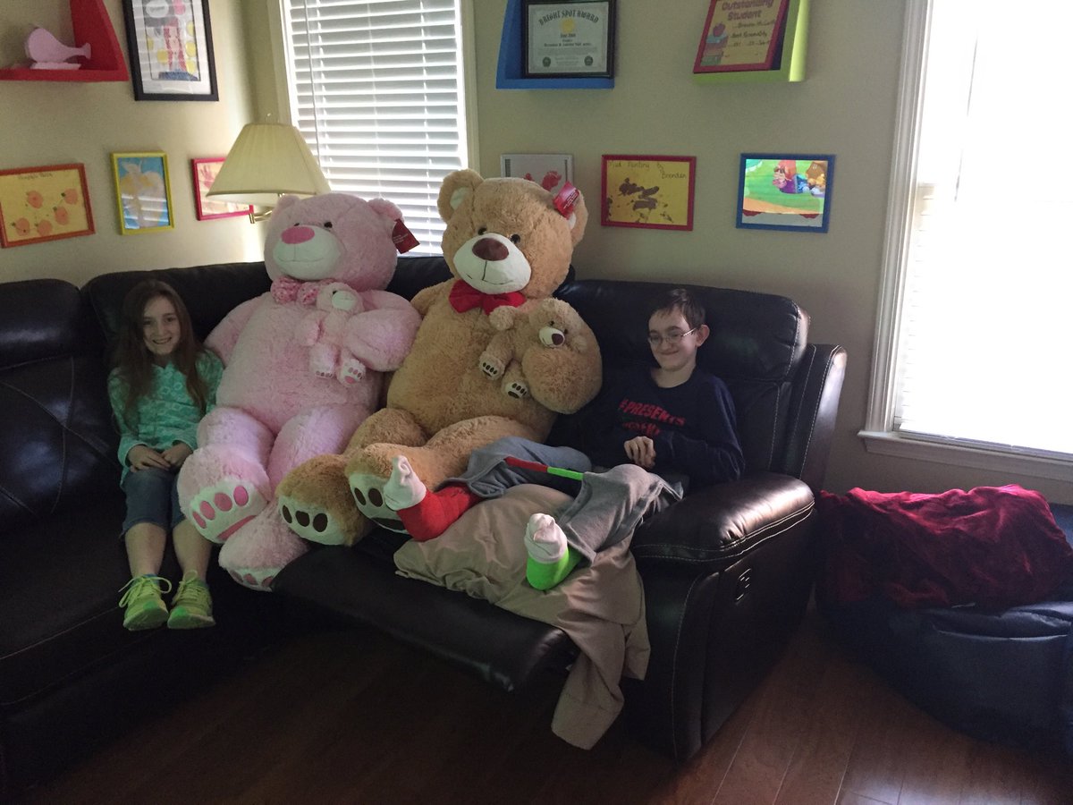 Brandon’s Big Day @ The Home Depot 1777 @ChrisBergHD <a href="/TTChapman13/">Teresa Chapman</a>