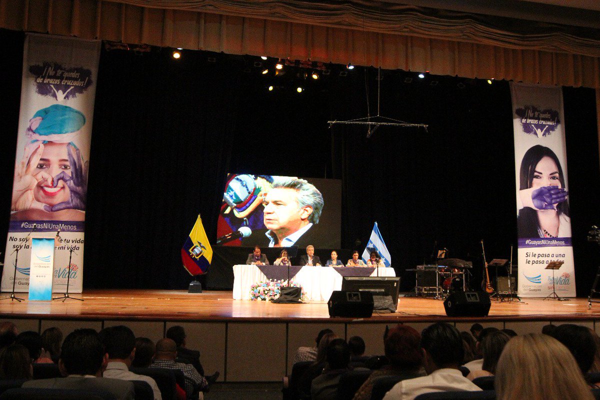 Presidencia_Ec's tweet photo. “Estamos trabajando en el nuevo Plan de Erradicación de la Violencia de Género, que contiene tres ejes: prevención, atención-protección y reparación”, @Lenin Moreno #EcuadorNiUnaMenos https://t.co/KnorwjnVmG