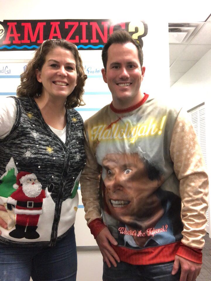 gauxlego's tweet photo. NW does #OHsnapthatsugly #NWVibes #OHPA ❤️❤️❤️ 🎄🎄🎄 https://t.co/ItUF7d9zqi