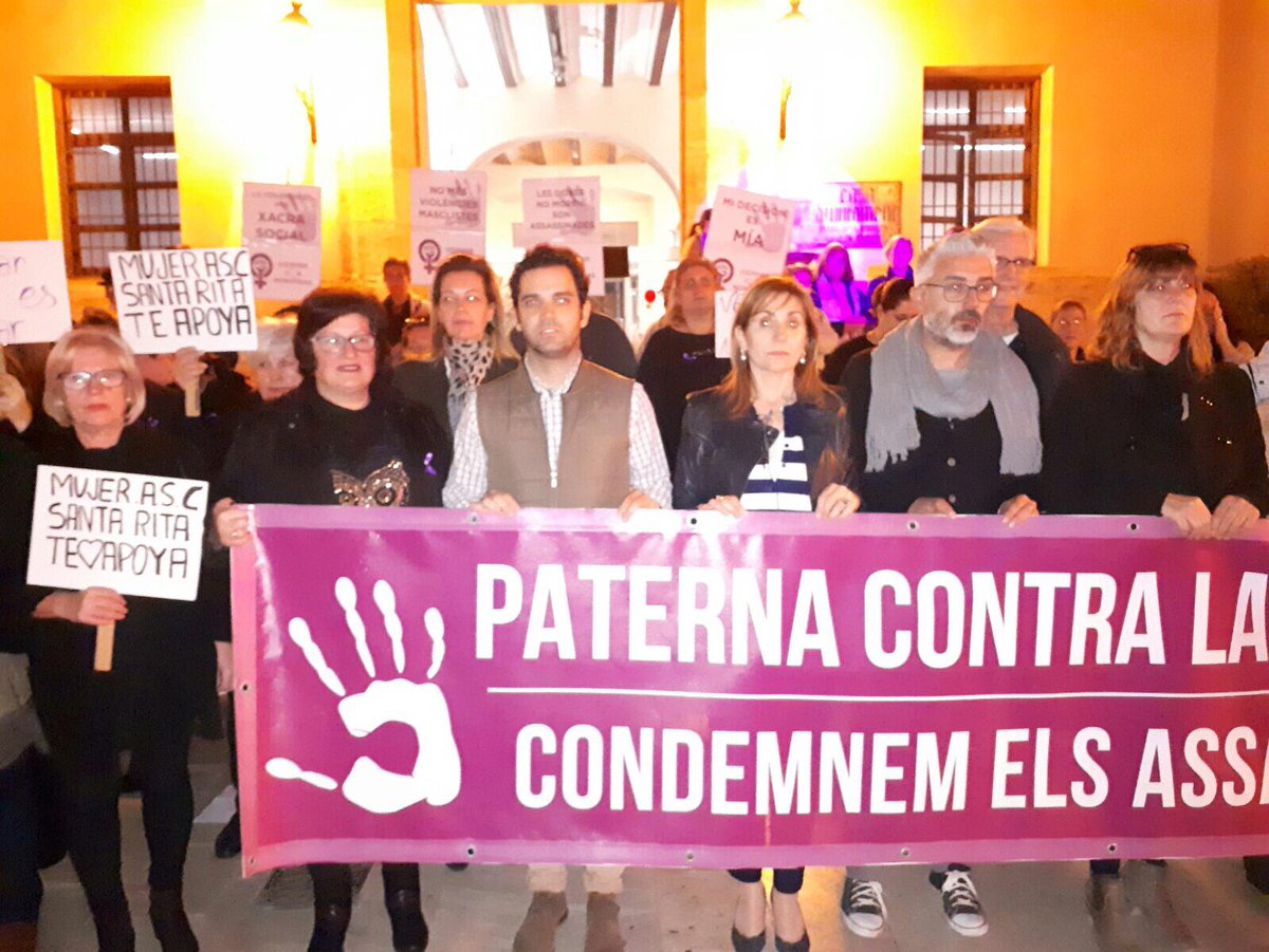 AytoPaterna's tweet photo. #Paterna contra la violència de gènere #Condemnem els assassinats masclistes https://t.co/FskHJI5iWi