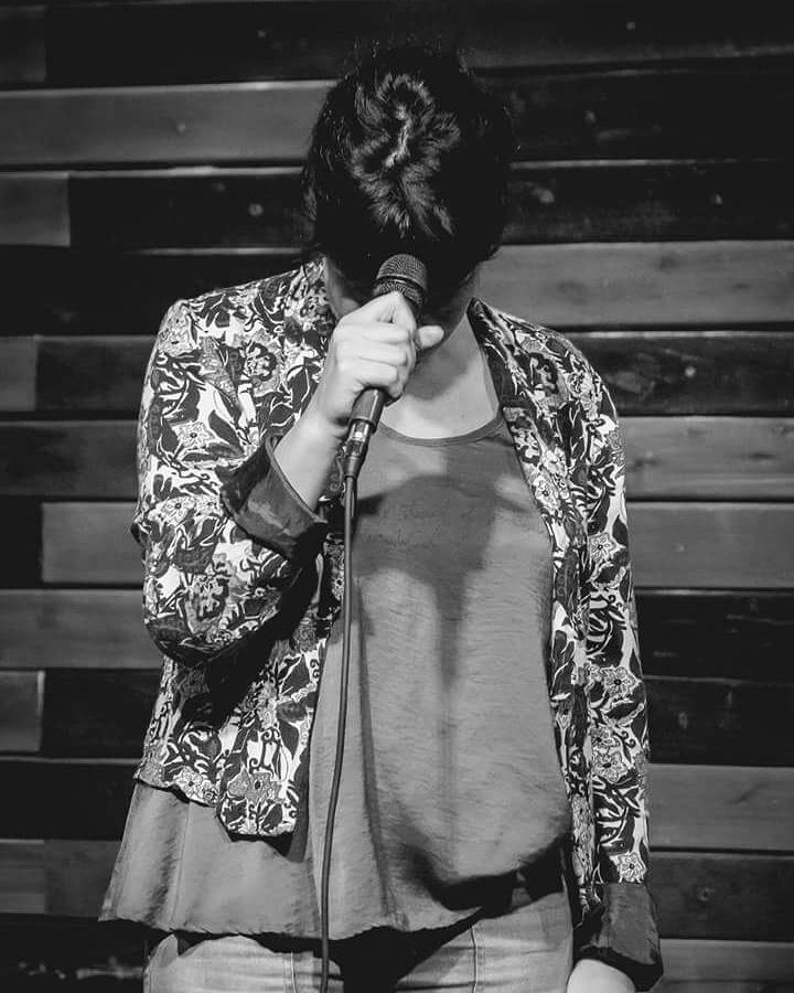 NatiCarulias's tweet photo. Cuantas veces te tengo que decir que es la ÚLTIMA FUNCIÓN de barullo? Y todavia no tenes tu entrada? Dale. Sábado a las 22 hs en el @chacarerean #StandUp https://t.co/gzWpl9nENr