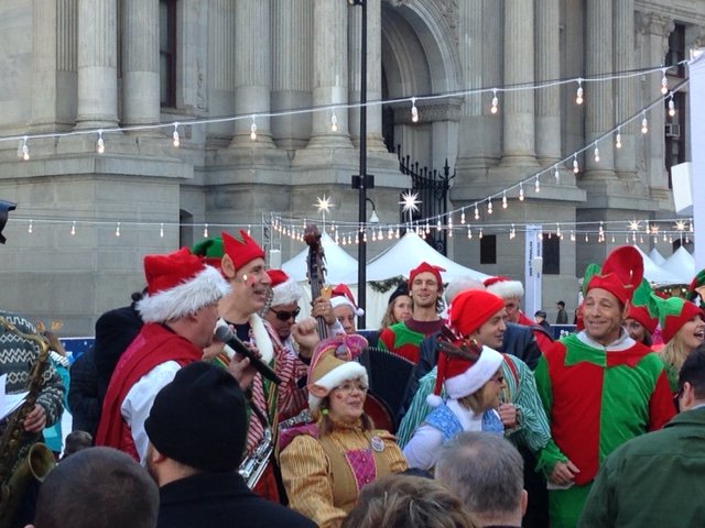 SEPTA_SOCIAL's tweet photo. Some pics from the Santa Express! #SantaExpress2017 https://t.co/tZahf2aDNz