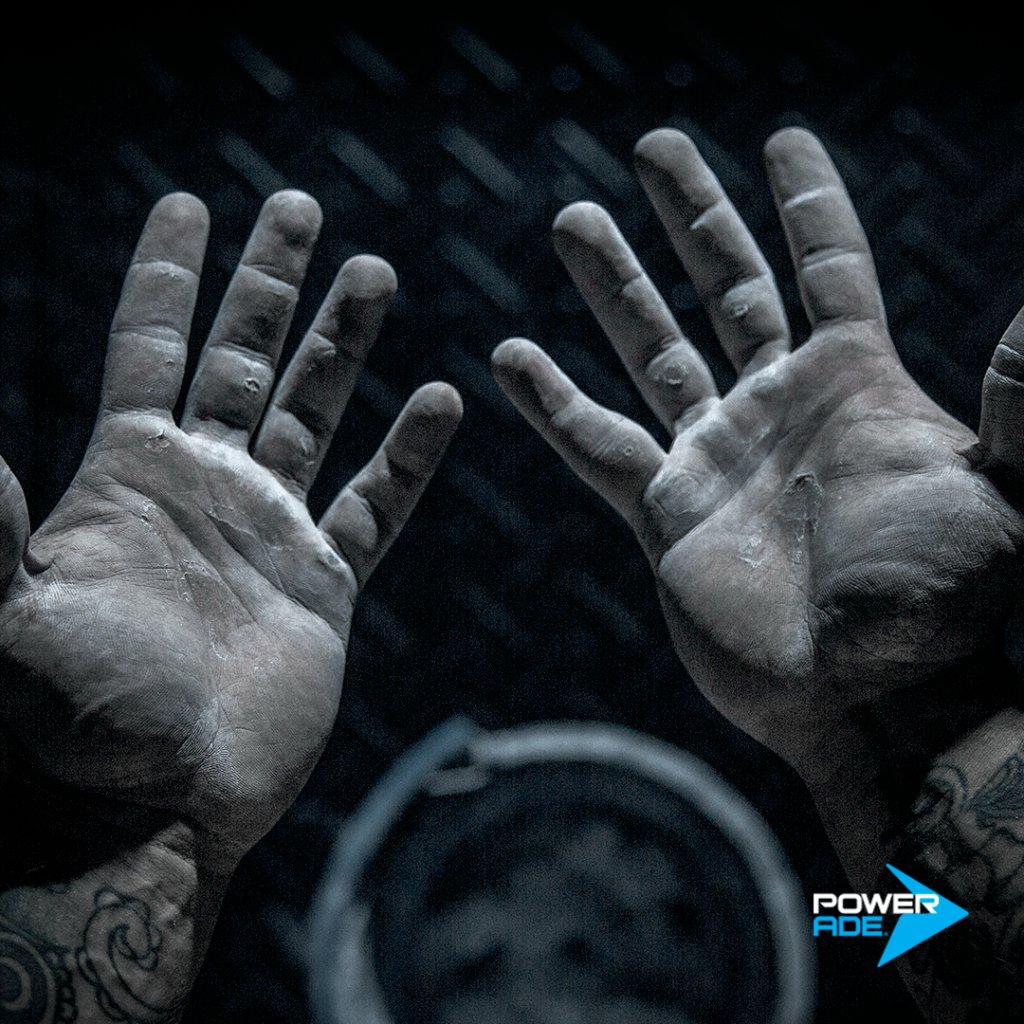 Powerade_CR's tweet photo. Cuando te pregunten si entrenás, dejá que tus manos respondan. #EncendidosPowerade https://t.co/6gLScy3JoS