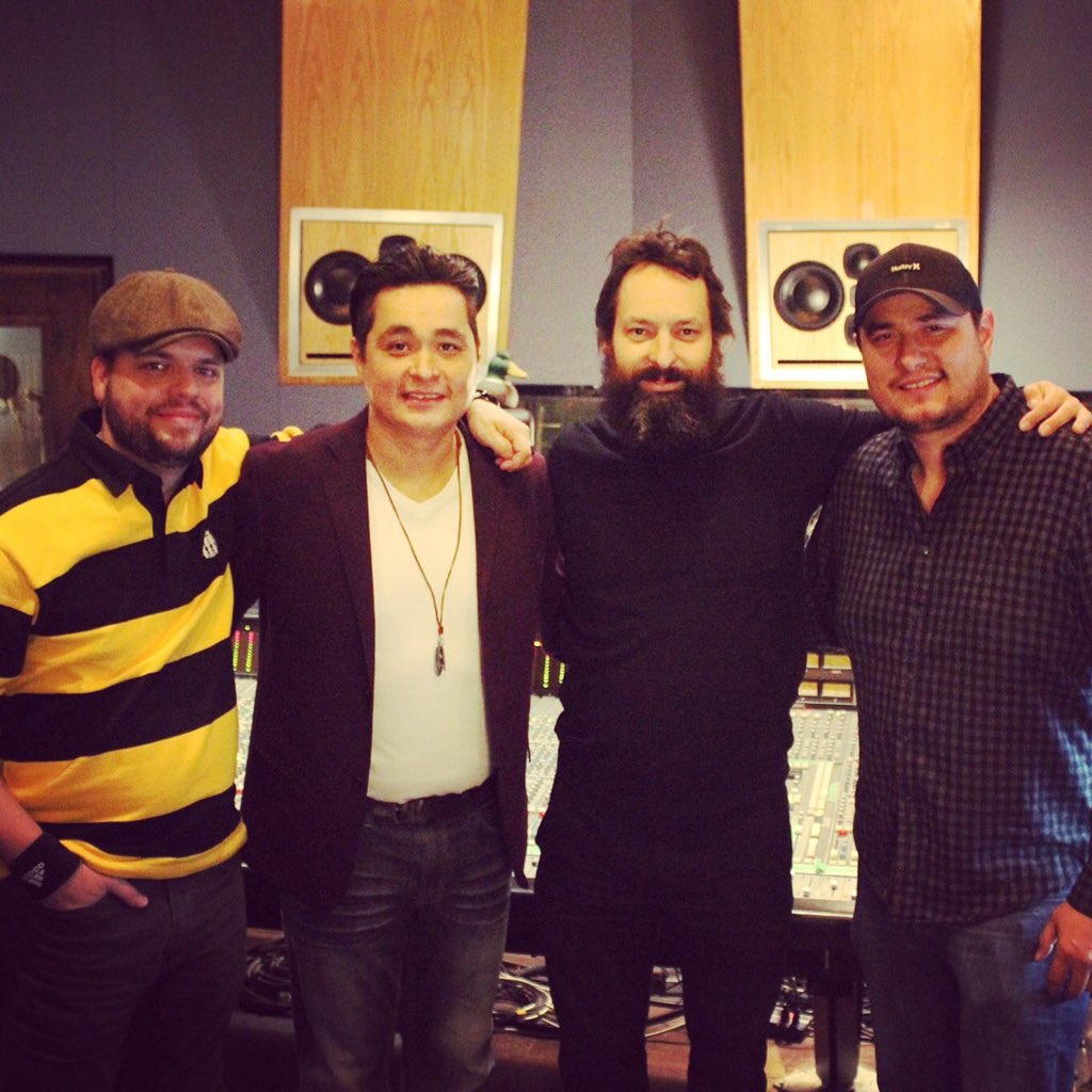 jacemartinmusic's tweet photo. Exciting news! My new single "Ghost" will be produced by Gavin Brown!! He has a Grammy Nomination, 12-JUNOS, 10 Platinum & Gold Records! 👻 https://t.co/vm5yCwfJgJ