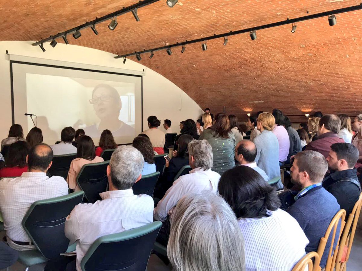 VMoralesGorleri's tweet photo. Acercamos a las empresas propuestas para que incorporen a las compras inclusivas, en el encuentro organizado por @MDSNacion y @PRODUCCION_ARG #CompreSocial #ResponsabilidadSocial https://t.co/tmSZ1Sogzs