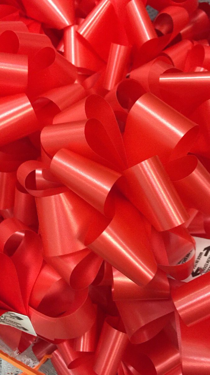 mooski12's tweet photo. @LBDECA still here, still wrapping!#grit #bowmania https://t.co/afbvkdB0cH