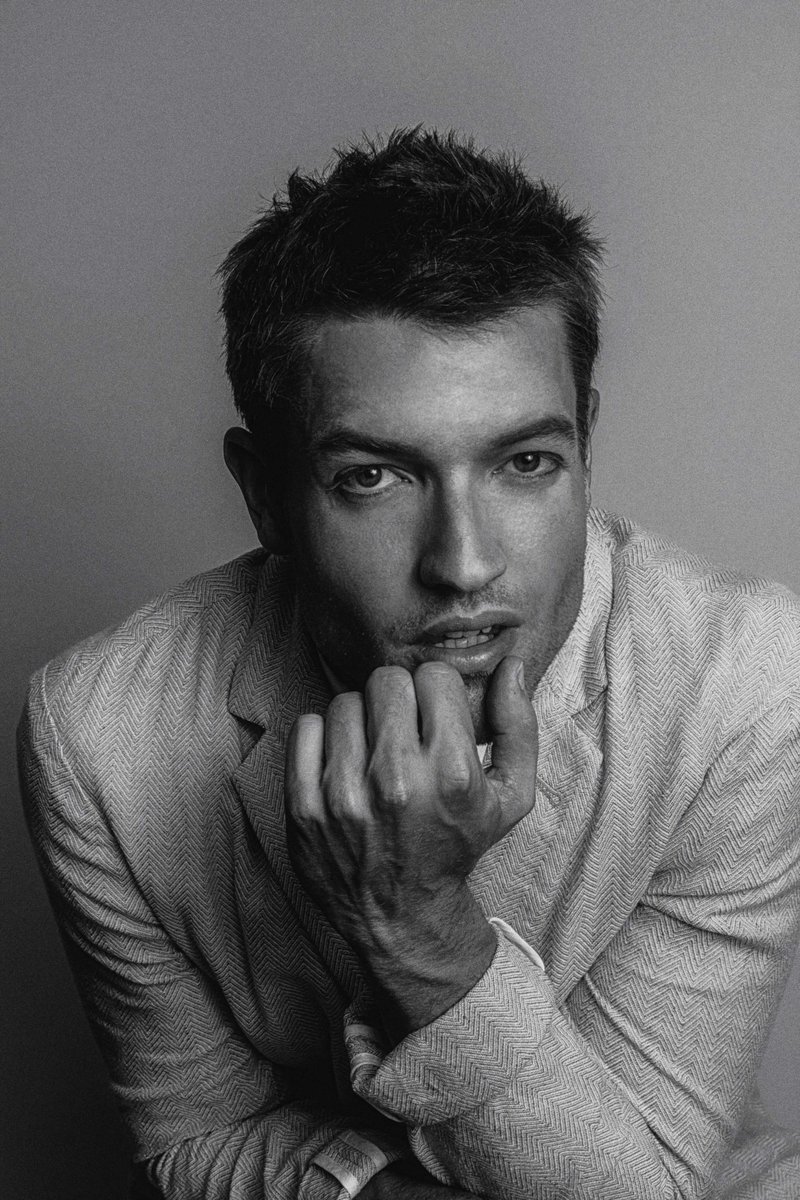 vicgerami's tweet photo. .@RonnieKroell does "10 Questions with Vic" & talks sexual harassment in Hollywood, his turn-on, his secret & @friendmovement . https://t.co/OWnU8odqTi #RonnieKroell #10QuestionsWithVic #actor #model #musician #FriendMovement https://t.co/PsDKKiZWqt