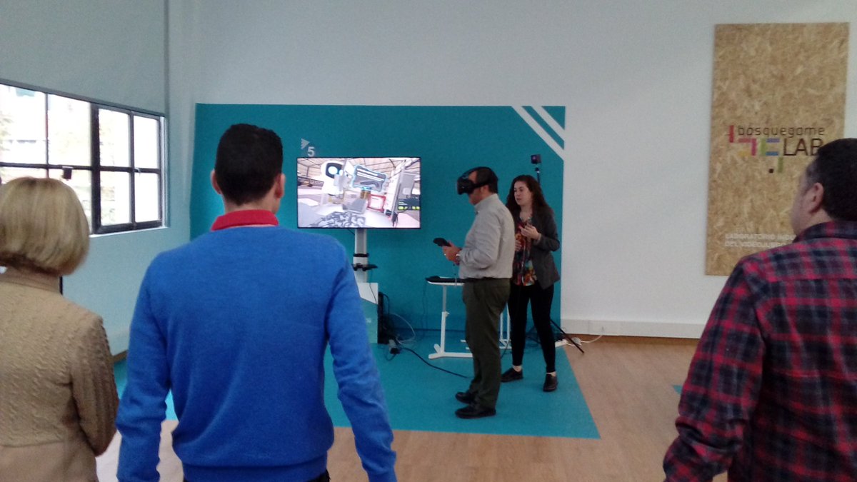 BeitxuStudios's tweet photo. De visita en #BasqueGameLab, compartiendo experiencias #VR para #Industria40. #RealidadVirtual #MachiningVR #KiramVR #sartutabeitxu https://t.co/zoVx6MbgLD