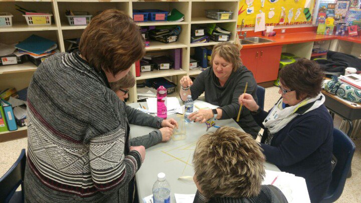 wdotcom's tweet photo. Marshmallow challenge! Great collaboration happening with #brsdlearn @carcpd https://t.co/MTsxWENNoD