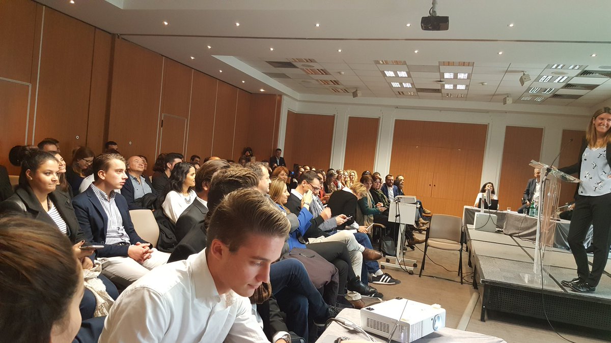 PalmesdeLaCom20's tweet photo. Notre événement s'arrête ici, on espère vous voir aussi nombreux et intéressés qu'aujourd'hui a la prochaine édition !
Merci aux intervenants, aux Community Managers et à tout les autres !
N'hésitez pas à donner vos impressions et à réagir avec le #RCom2017
#Event #Nice06 https://t.co/LQKgI8zPeu
