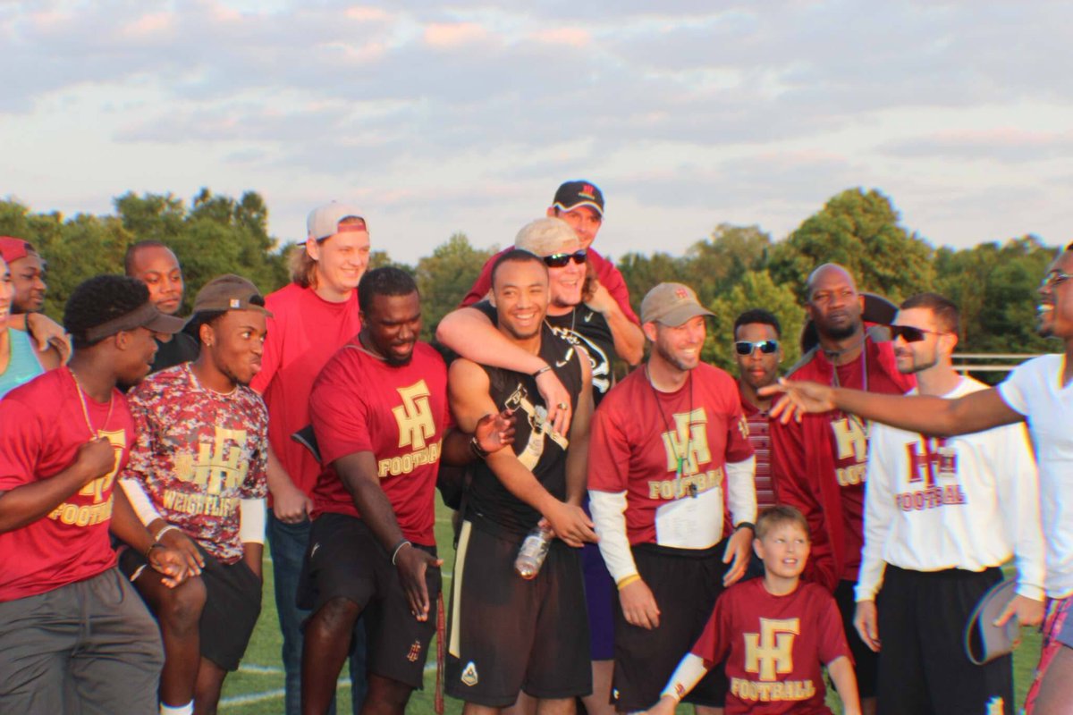 _GMAC55's tweet photo. S/O to them @FloridaHighFB boys! Do it for the ones who came before you and for the ones who will be after! Give it everything you got! #TeamSuperCam #AllIKnowIs https://t.co/tASw95mDyh