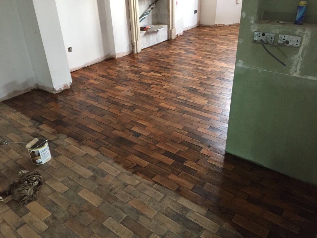 Ingenious_const's tweet photo. Just fitted some fantastic reclaimed parquet flooring supplied by Retrouvius https://t.co/FoUrIcHIiX