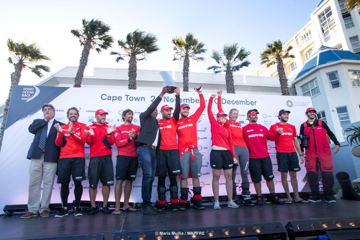 desafioMAPFRE's tweet photo. 🗞️ [LA CRÓNICA DE LA LLEGADA] Emocionante y disputada victoria del @MAPFRE en @vorcapetown ¡Y nuevos líderes de la general! ¡ENHORABUENA EQUIPO! 🥇🏆 #vamosMAPFRE
👀👉 https://t.co/Nrwb16leoI https://t.co/DwsO95EV91
