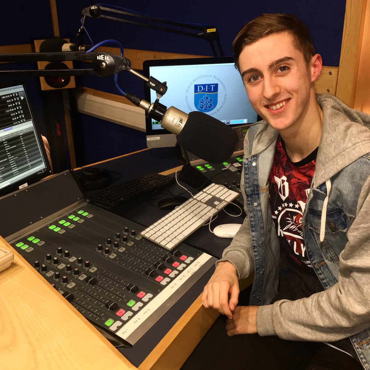 RadioTUDublin's tweet photo. Tune in next Thursday at 12pm to listen to Melissa Partridge chat to Robert Donnelly about his fantastic acting career! 🎥 #dit #ditfm #radio #specialguest https://t.co/iL6dDGN48x