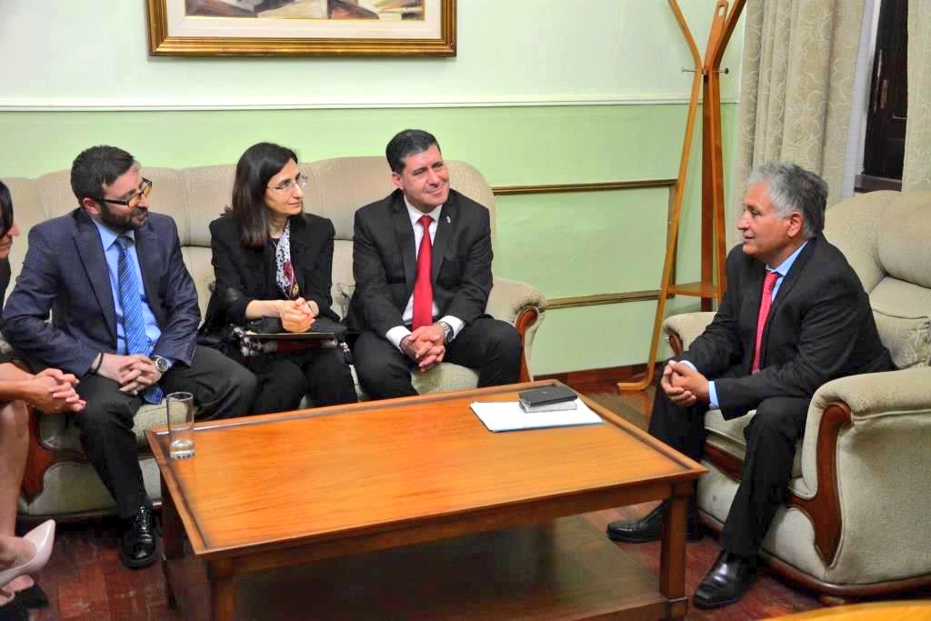 nestorgbosetti's tweet photo. Es un honor recibir nuevamente a la Embajadora de Turquía Meral Barlas y al director de la Agencia de Cooperación Turca que aprobó el proyecto que presenté para la digitalización del archivo Legislativo. Hoy recibimos el equipamiento! https://t.co/IAYG48LFbb