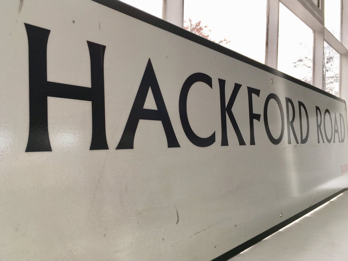 richardprice500's tweet image. A fantastic space and exhibition at the @TypeArchive - and a real treat to meet and talk with Archive founder Sue Shaw.
#StructuredPerambulation 
#London 
#TypeThursday