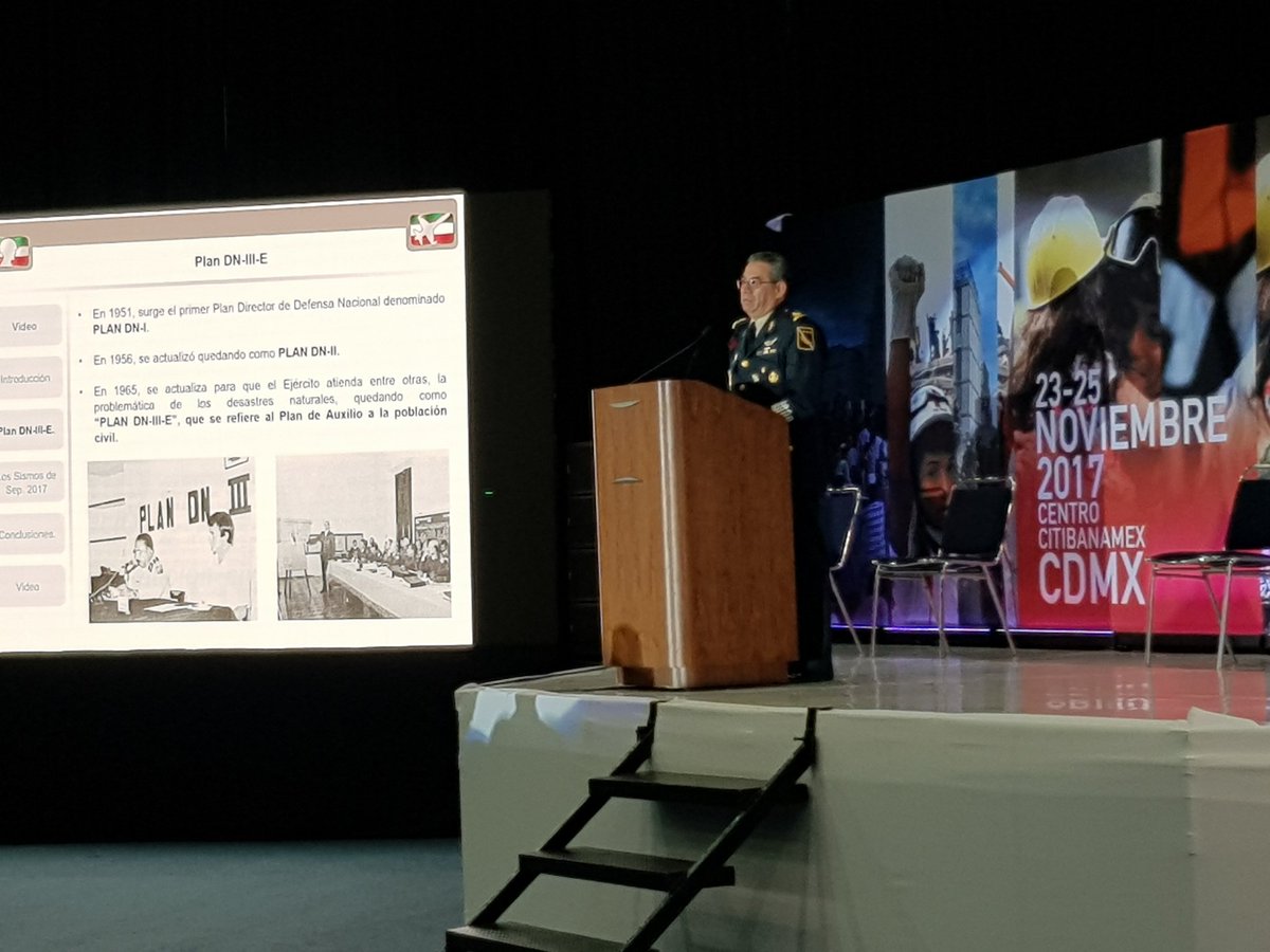 ExpoRescue's tweet photo. El general Ignacio Murillo explicando a detalle cuándo y cómo funciona el Plan DN-III-E (Plan de Auxilio a la Población Civil en Casos de Desastre) https://t.co/oTCRnrBJrg