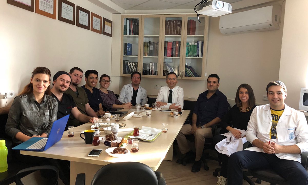 Yrd Doç Dr Abdullah Aslan Hoca  “Hiperbarik Oksijen tedavisi ve plastik cerrahideki kullanım alanları” nı güzel ve etkili bir sunumla anlattı